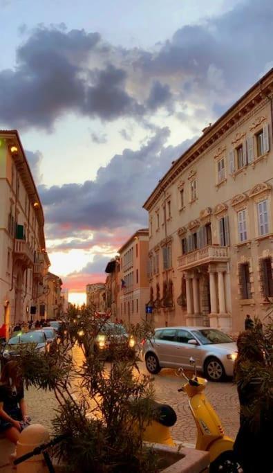 Una Rosa Sul Mincio فاليجيو سول مينشيو المظهر الخارجي الصورة
